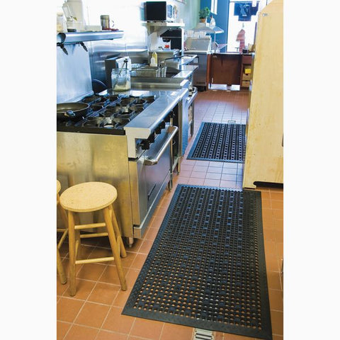 Genuine Joe Versa-Lite Outdoor Utility Floor Mat 36" x 60" - Rubber - Black